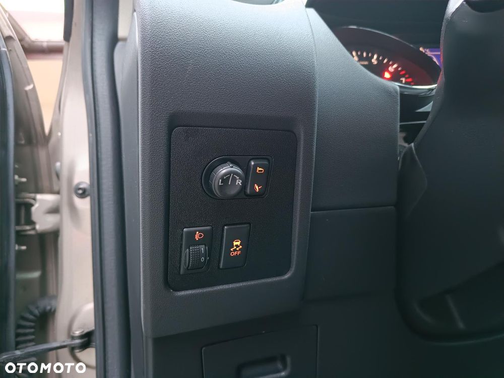 Nissan Qashqai 2.0 Tekna Premium CVT - 28