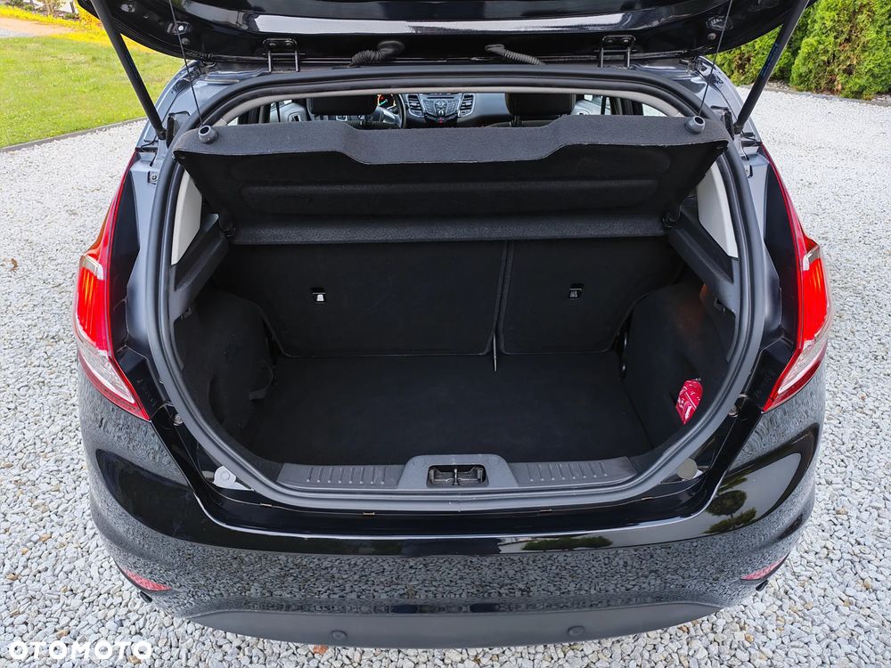 Ford Fiesta 1.0 EcoBoost Titanium - 23