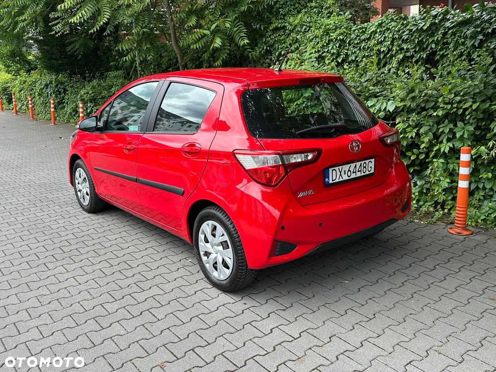 Toyota Yaris 1.5 Premium - 4