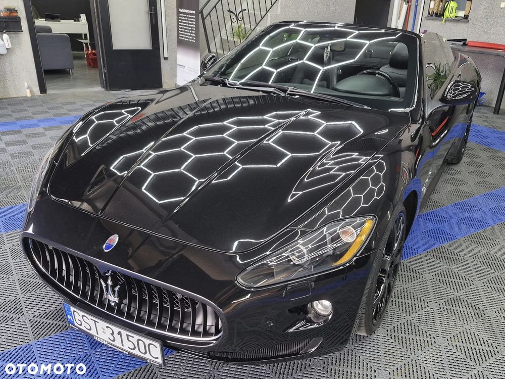 Maserati GranCabrio - 8
