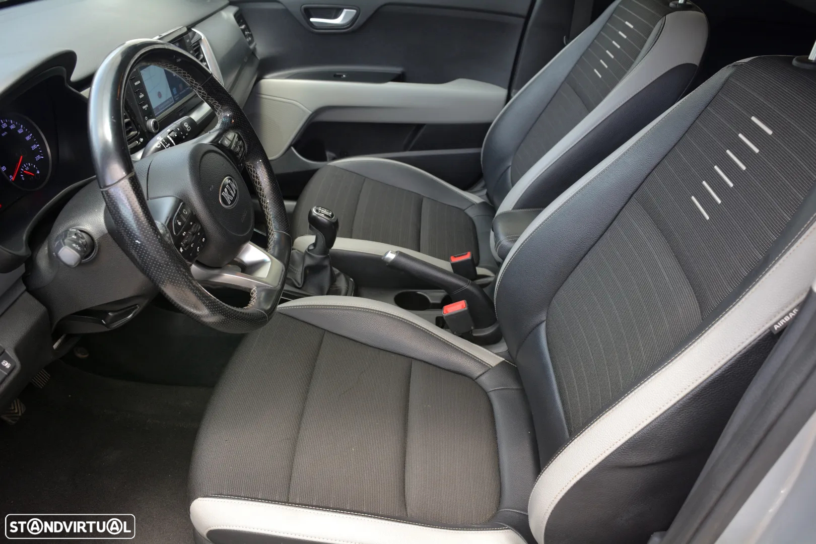 Kia Stonic 1.0 T-GDI Tech - 5