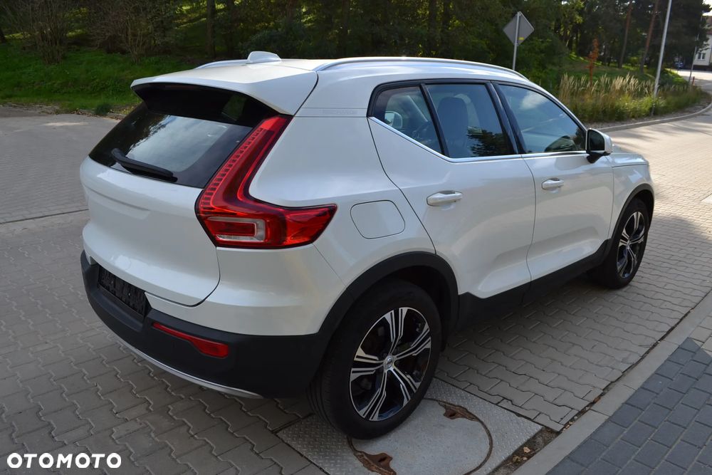 Volvo XC 40 - 3