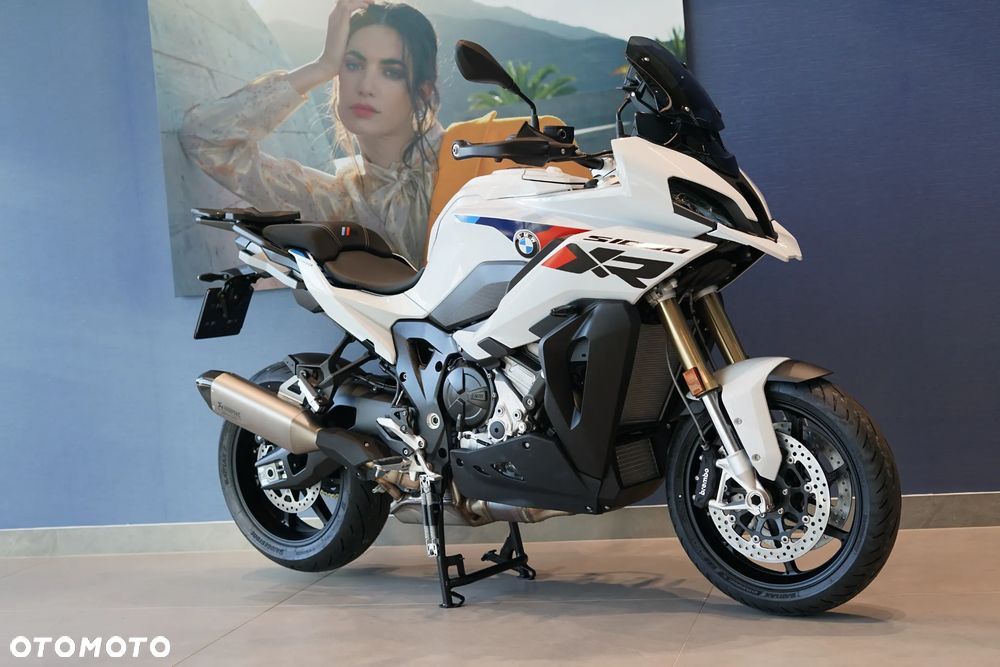 BMW XR - 8