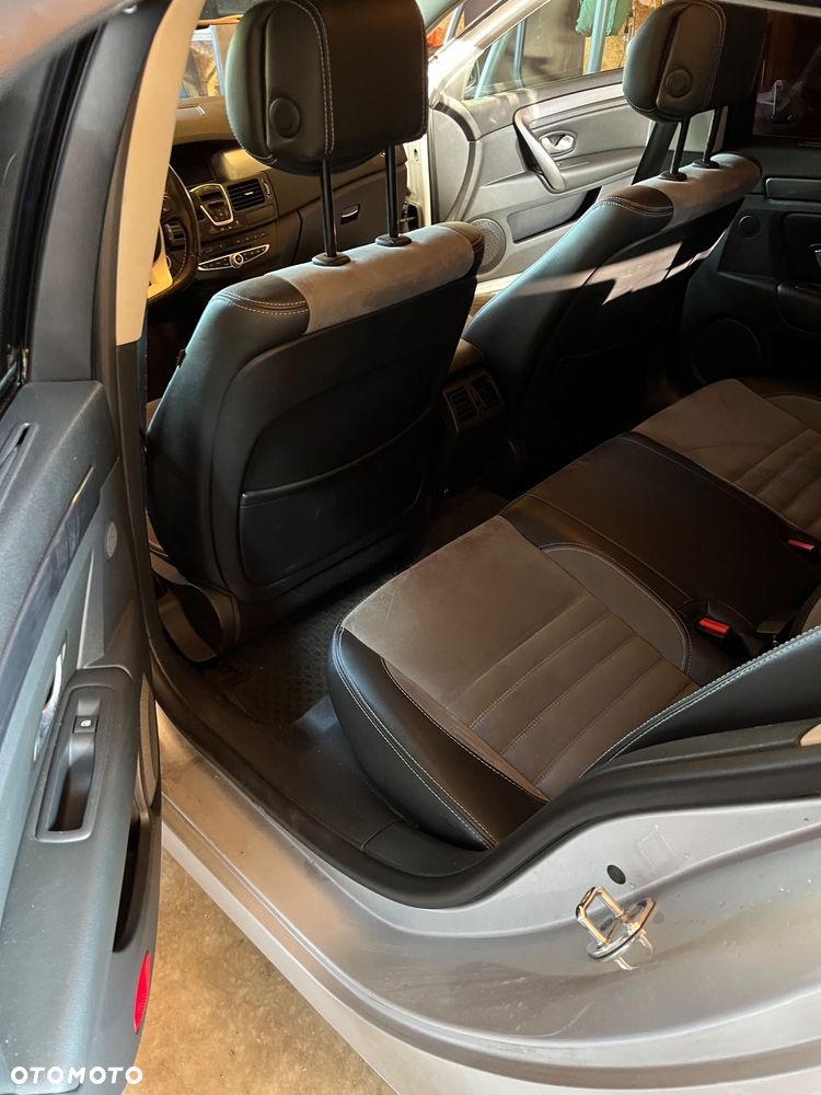 Renault Laguna 2.0 dCi Bose Edition - 9