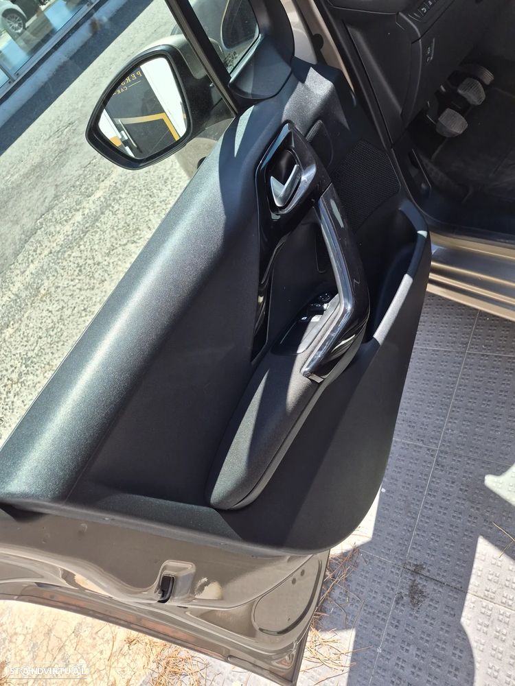 Peugeot 208 1.6 e-HDi Active 95g - 16