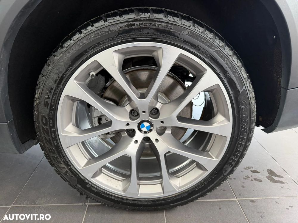 BMW X5 xDrive40i xLine - 29