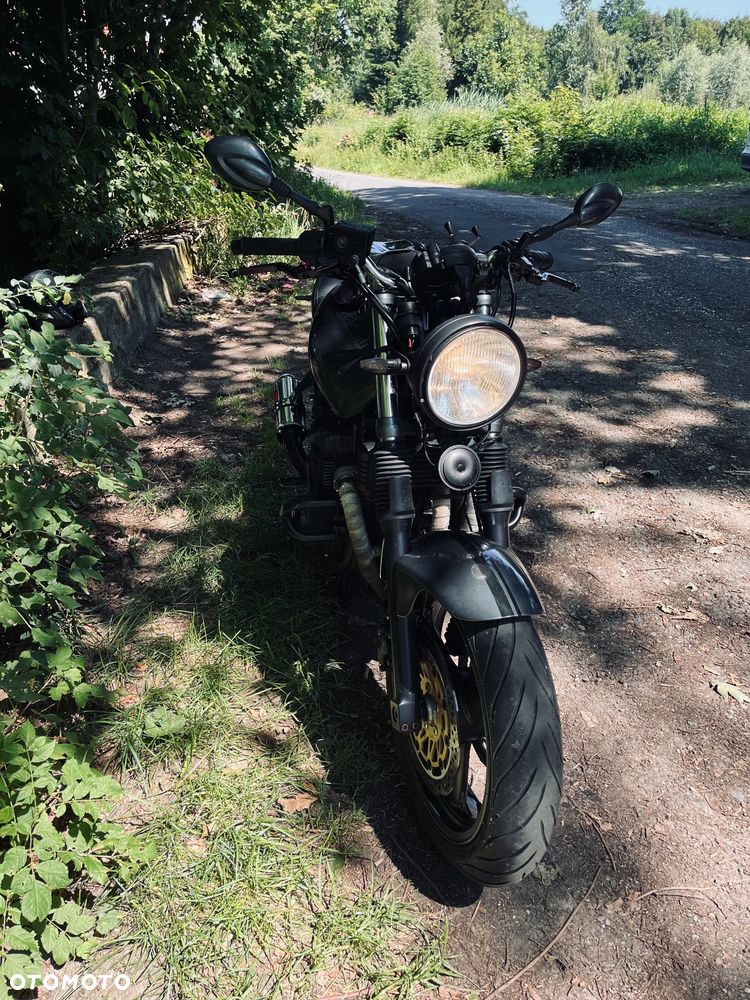 Kawasaki ZR - 7