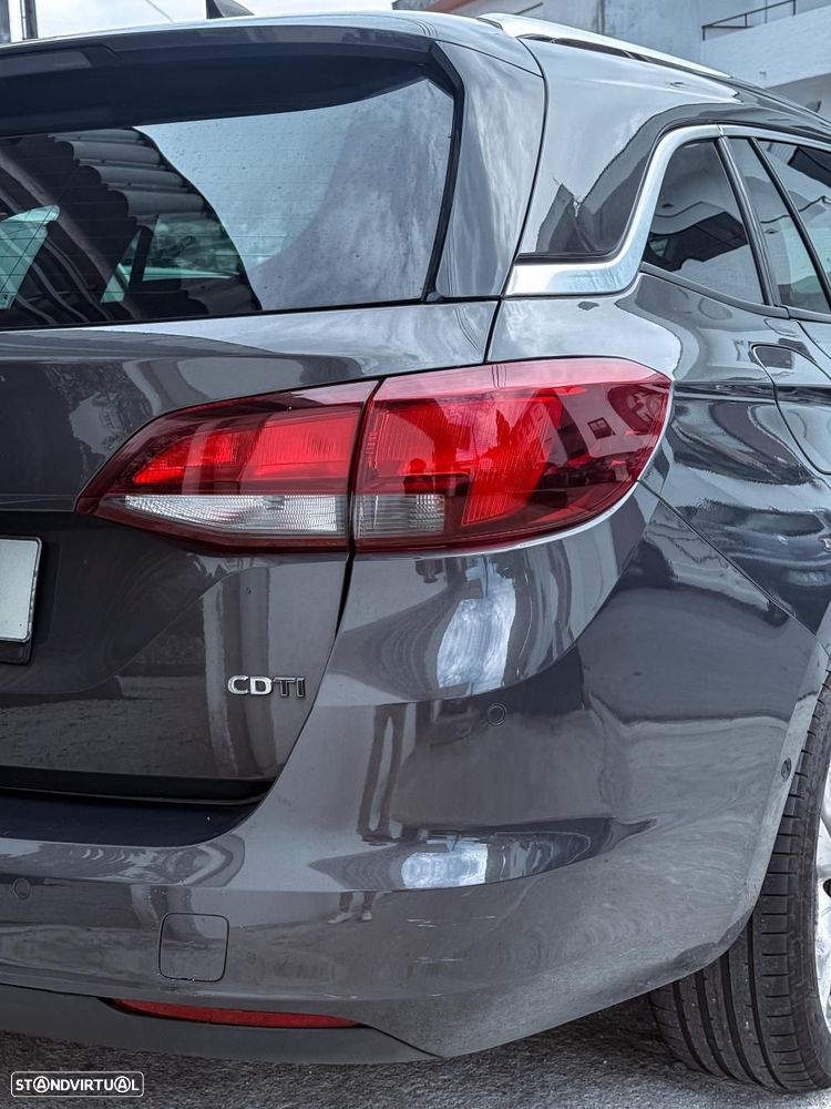 Opel Astra Sports Tourer 1.6 CDTI Dynamic S/S — fotografia 13