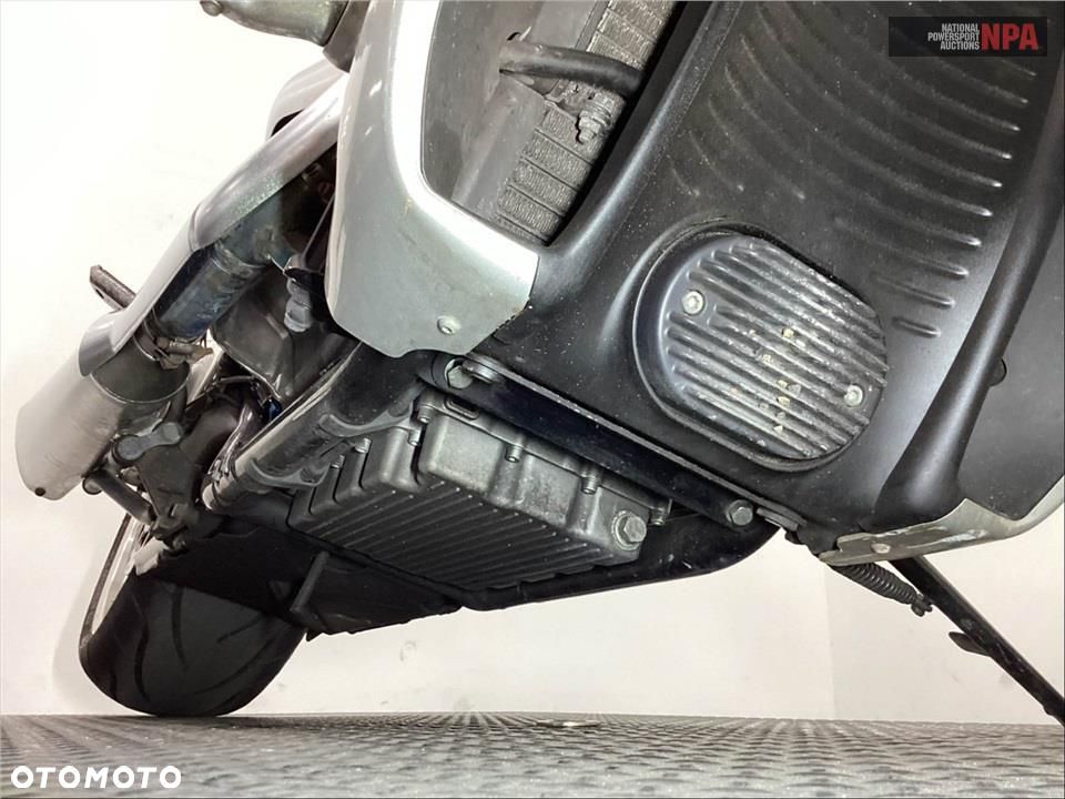 Harley-Davidson V-Rod Muscle - 11