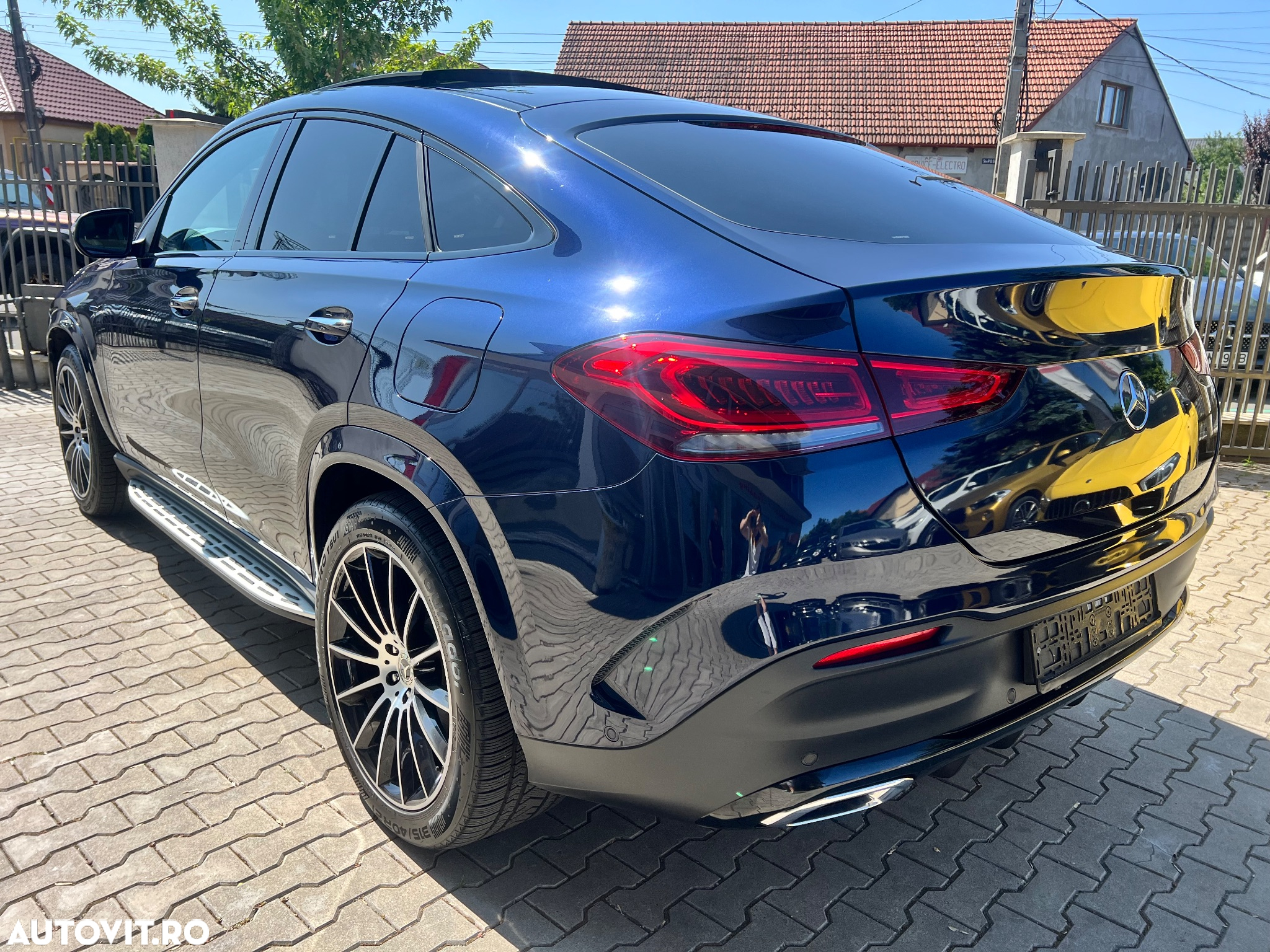 Mercedes-Benz GLE Coupe 350 de 4Matic 9G-TRONIC AMG Line - 3