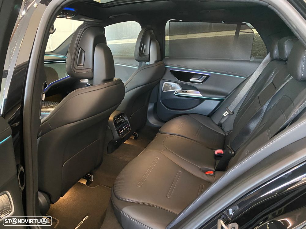 Mercedes-Benz E 53 AMG Hybrid 4Matic+ - 6