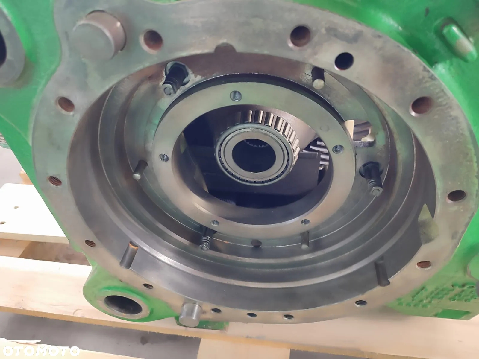 Dyferencjał tył LOTFG27499131 JOHN DEERE 6430 - 10