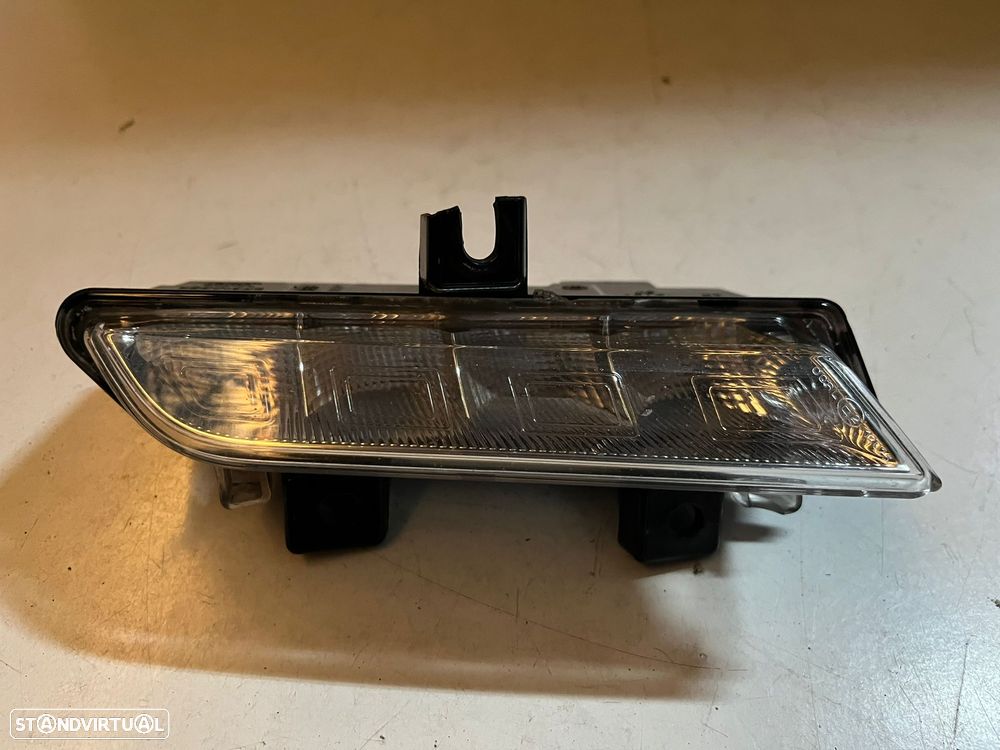 Renault Clio IV 4 - LUZ FAROL DIURNO DIREITO - FF345 - 2