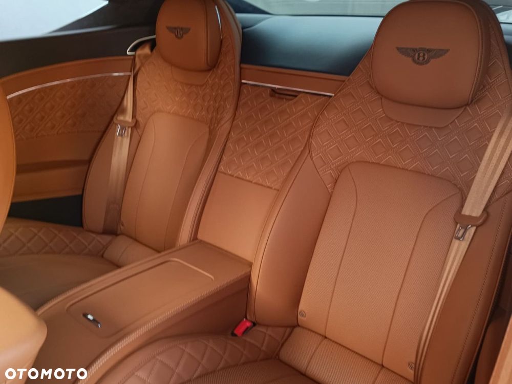 Bentley Continental GT - 22