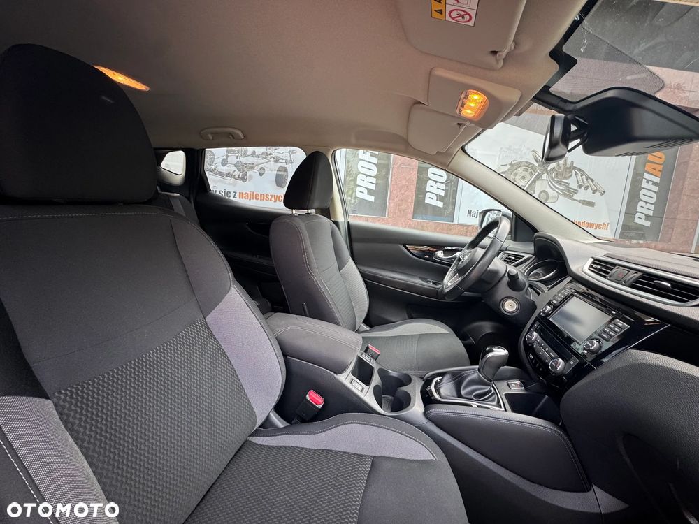 Nissan Qashqai 1.2 DIG-T Acenta Xtronic EU6 - 9