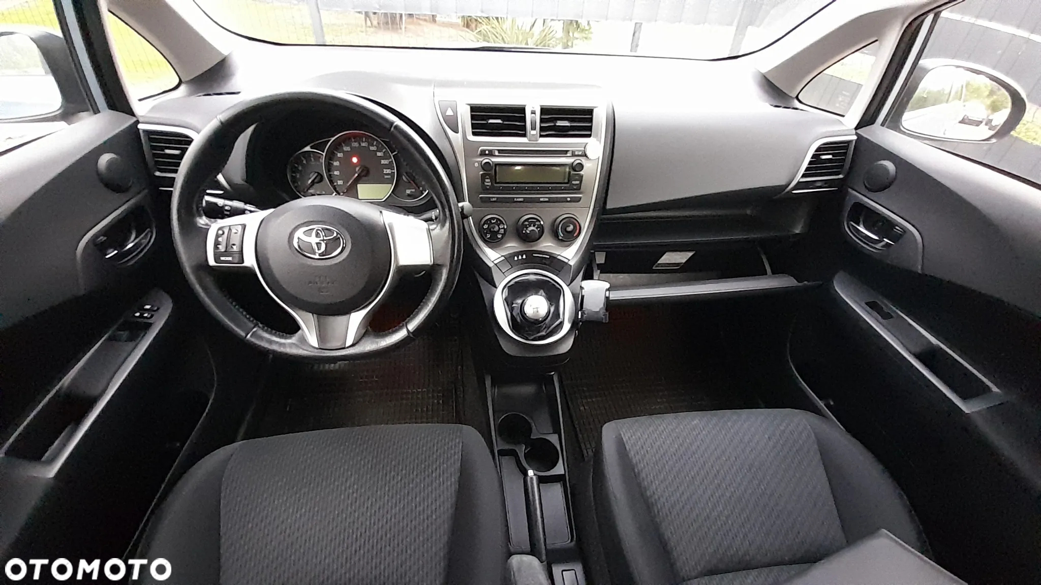 Toyota Verso S 1.4 D-4D - 16