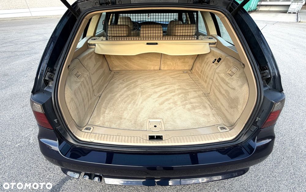 BMW Seria 5 - 35