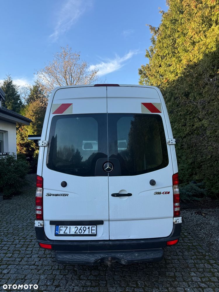 Mercedes-Benz Sprinter - 6