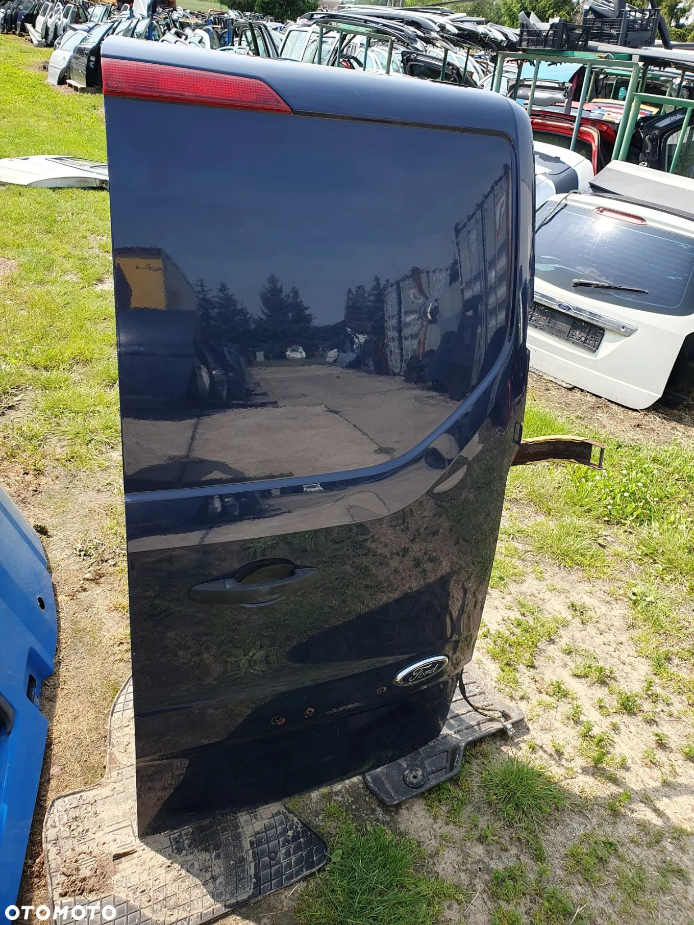 TYLNE PRAWE DRZWI SKRZYDEŁKO FORD TRANSIT CUSTOM - 1
