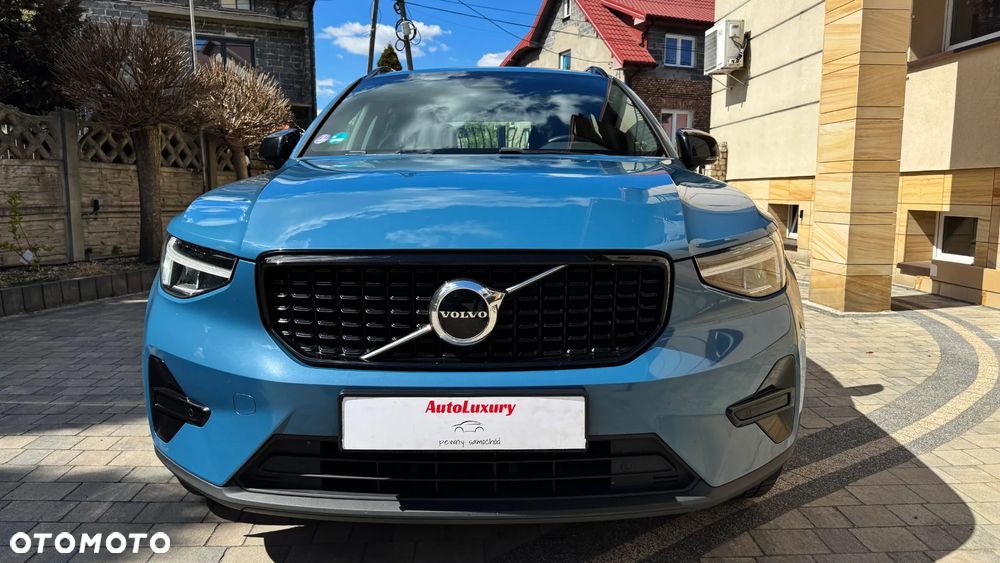 Volvo XC 40 B3 B DKG Plus Black Edition - 14
