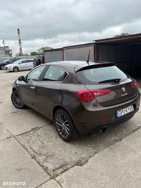 Alfa Romeo Giulietta 1.4 TB MultiAir Exclusive - 8
