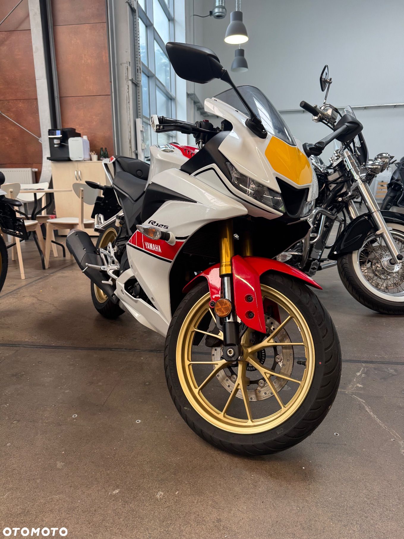 Yamaha R125 - 1