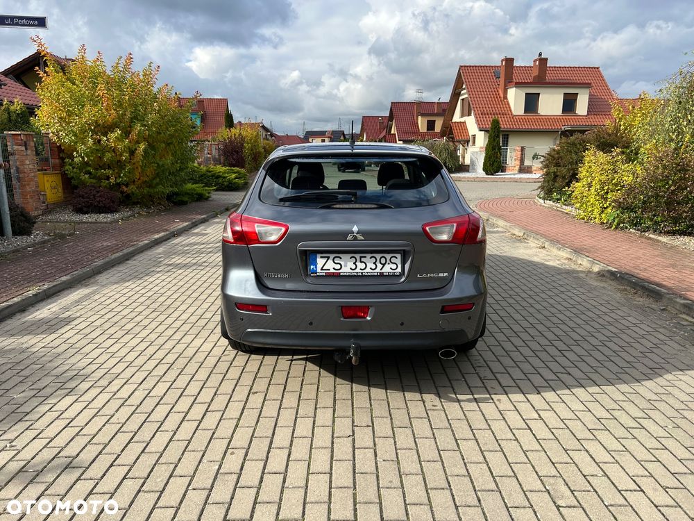 Mitsubishi Lancer 1.8 Intense - 9