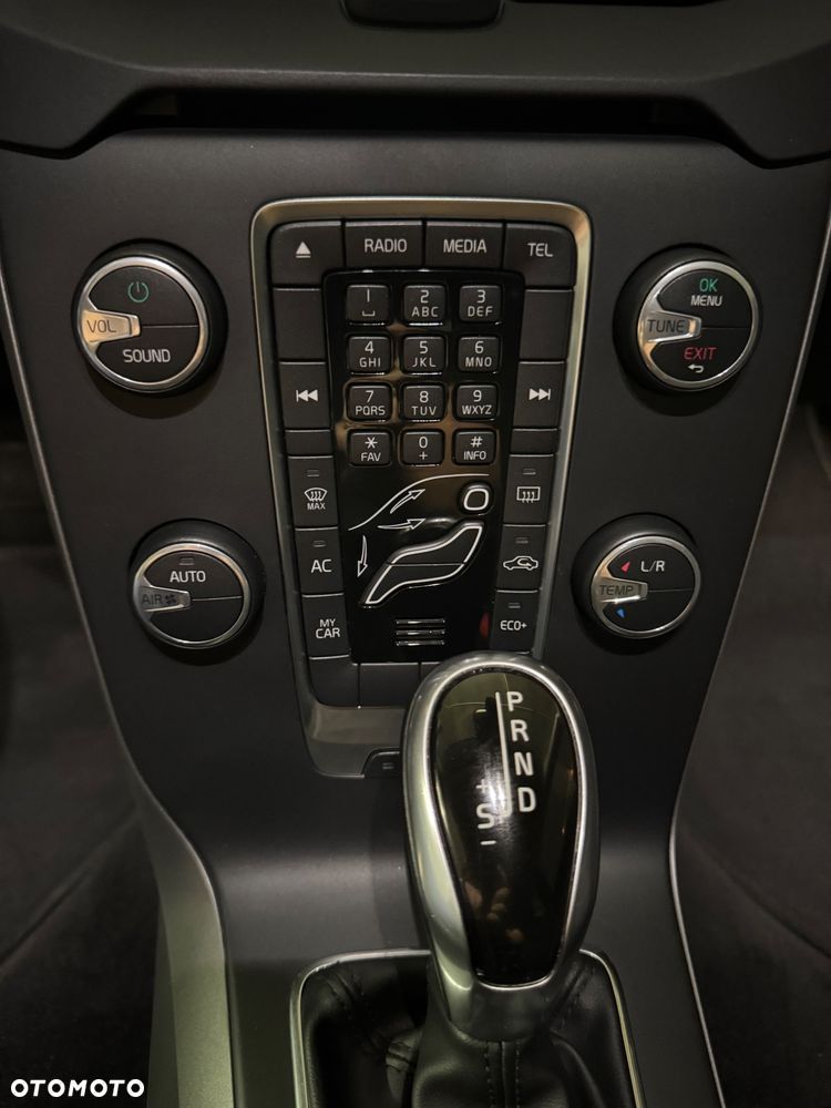 Volvo V40 T3 Drive-E Kinetic - 8