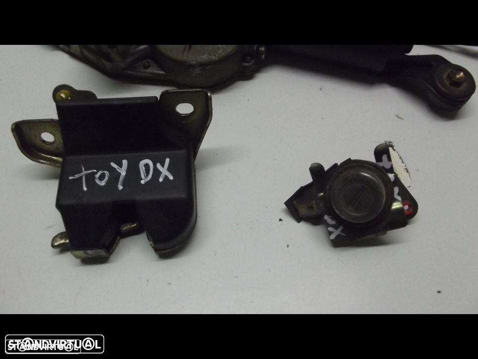 toyota corolla DX 3 ou 5 portas - 1