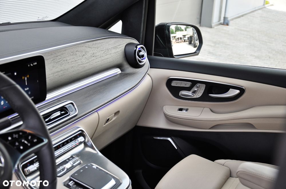 Mercedes-Benz Klasa V 300 d 4-Matic 9G-Tronic Exclusive (d³ugi) - 26