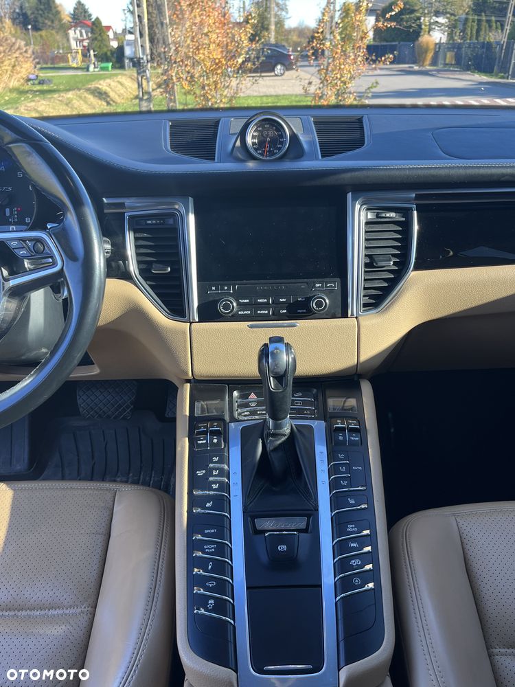 Porsche Macan - 18