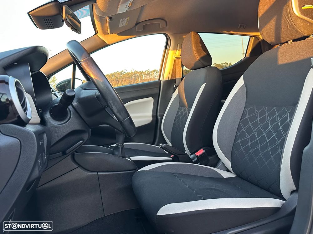 Nissan Micra 0.9 IG-T BOSE Limited Edition S/S - 10