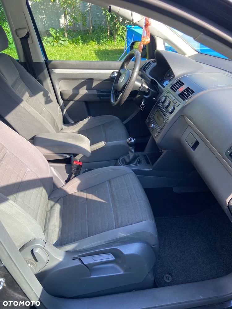 Volkswagen Touran 1.9 TDI Highline - 10