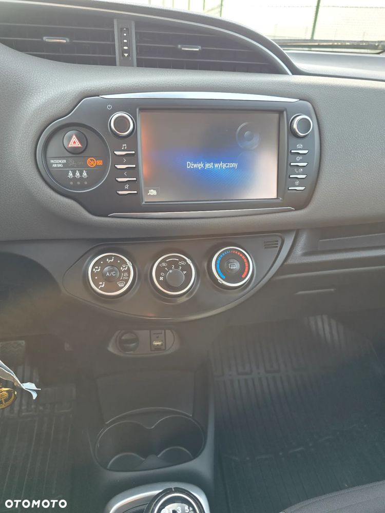 Toyota Yaris 1.5 Life - 7