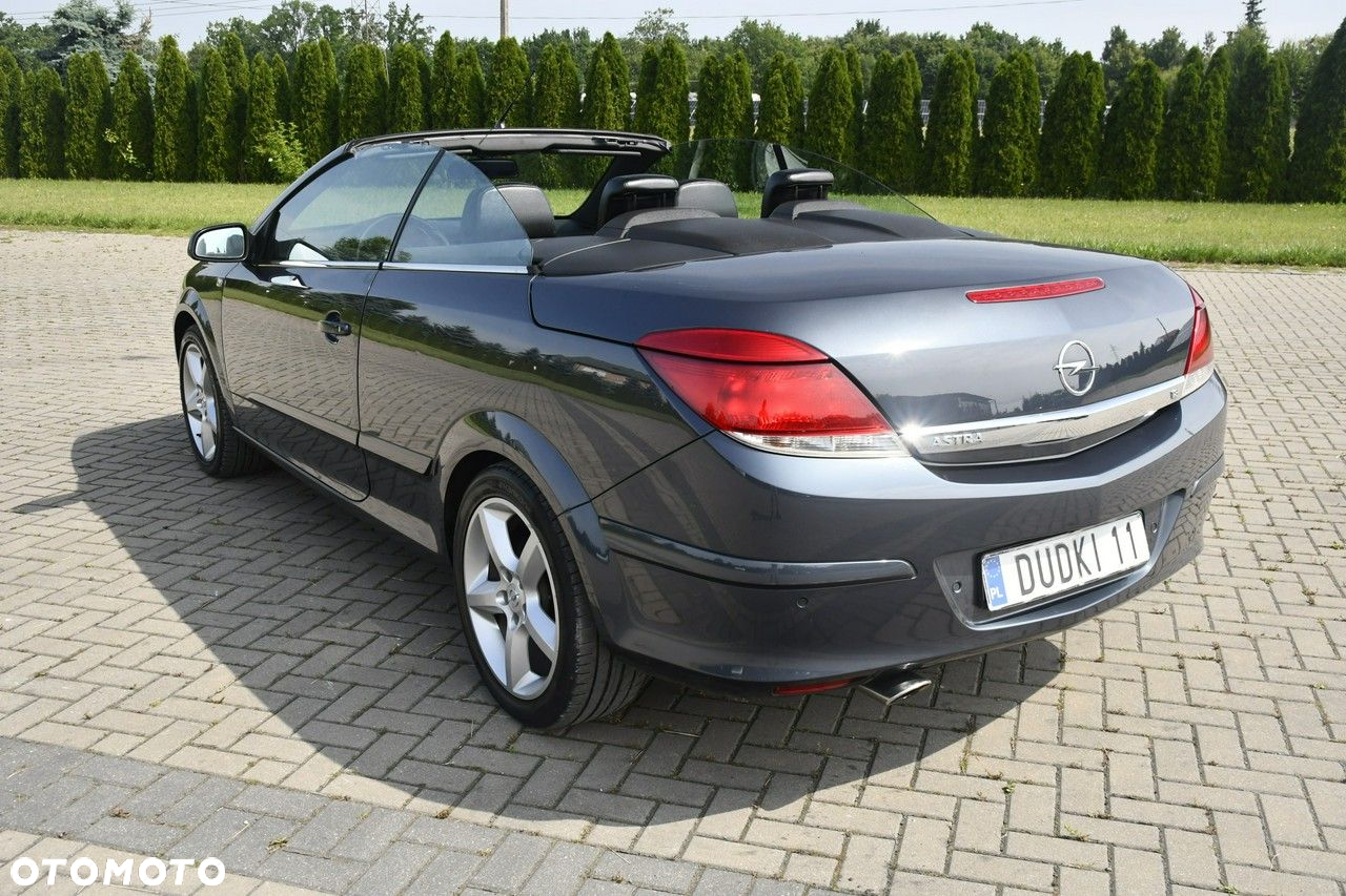 Opel Astra - 14