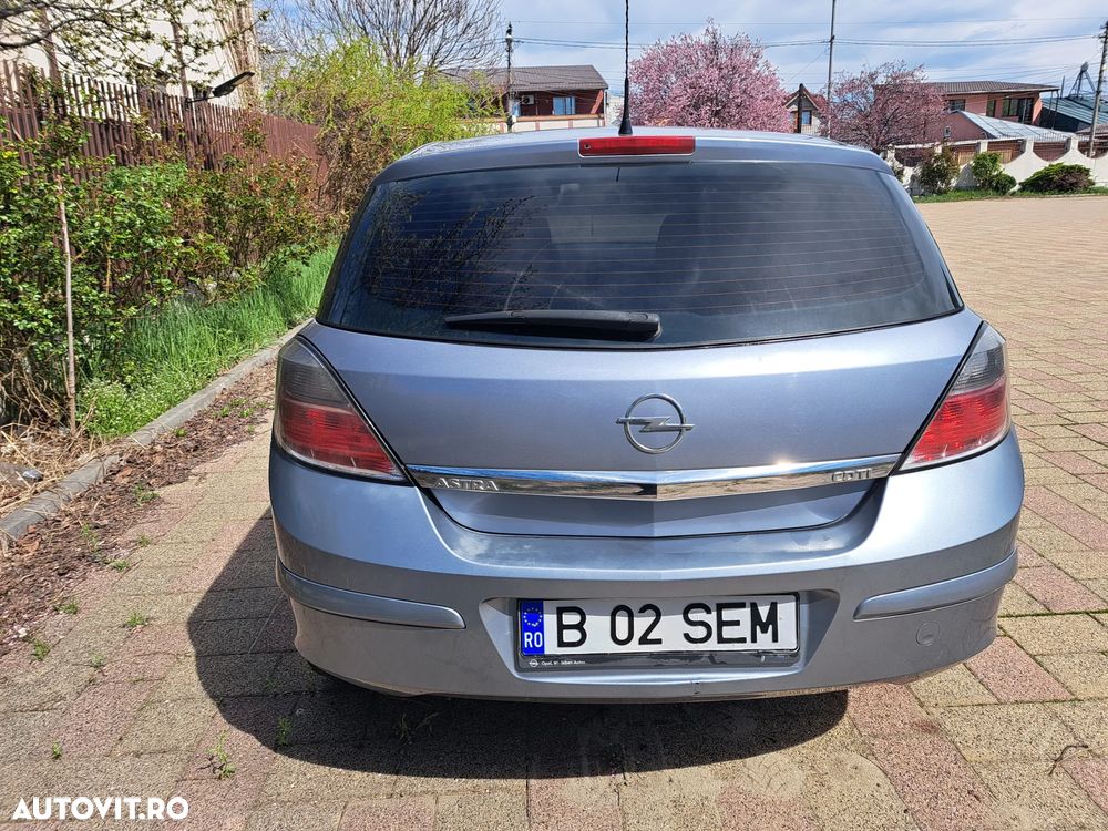 Opel Astra 1.3 CDTI Cosmo - 3