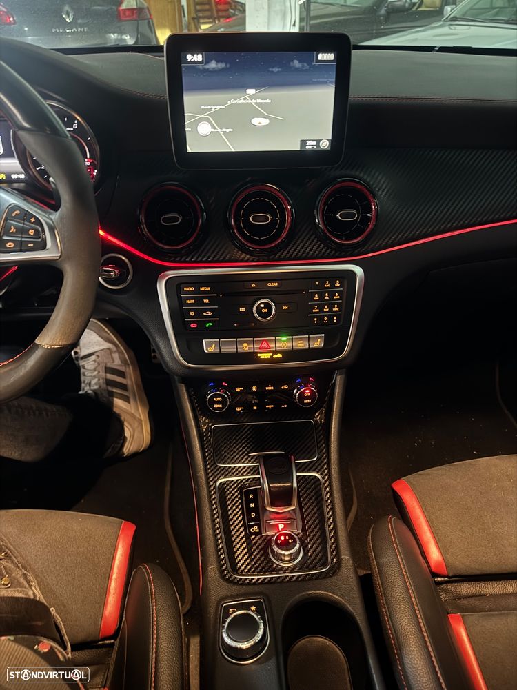 Mercedes-Benz CLA 45 AMG 4Matic Speedshift 7G-DCT Night Edition - 15