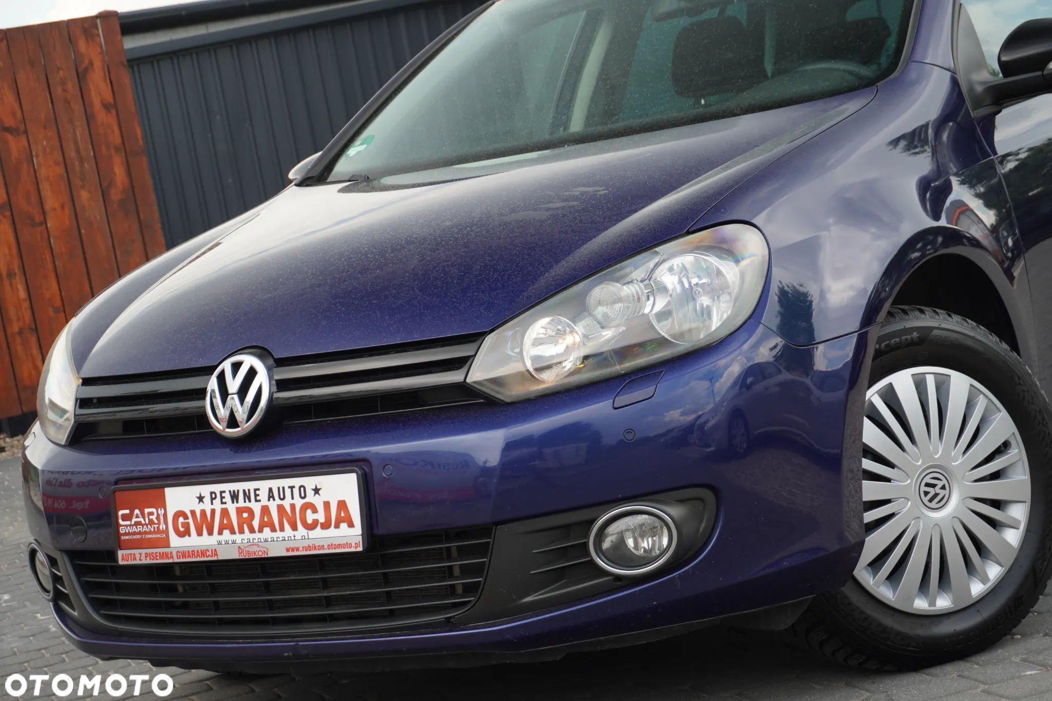 Volkswagen Golf - 10