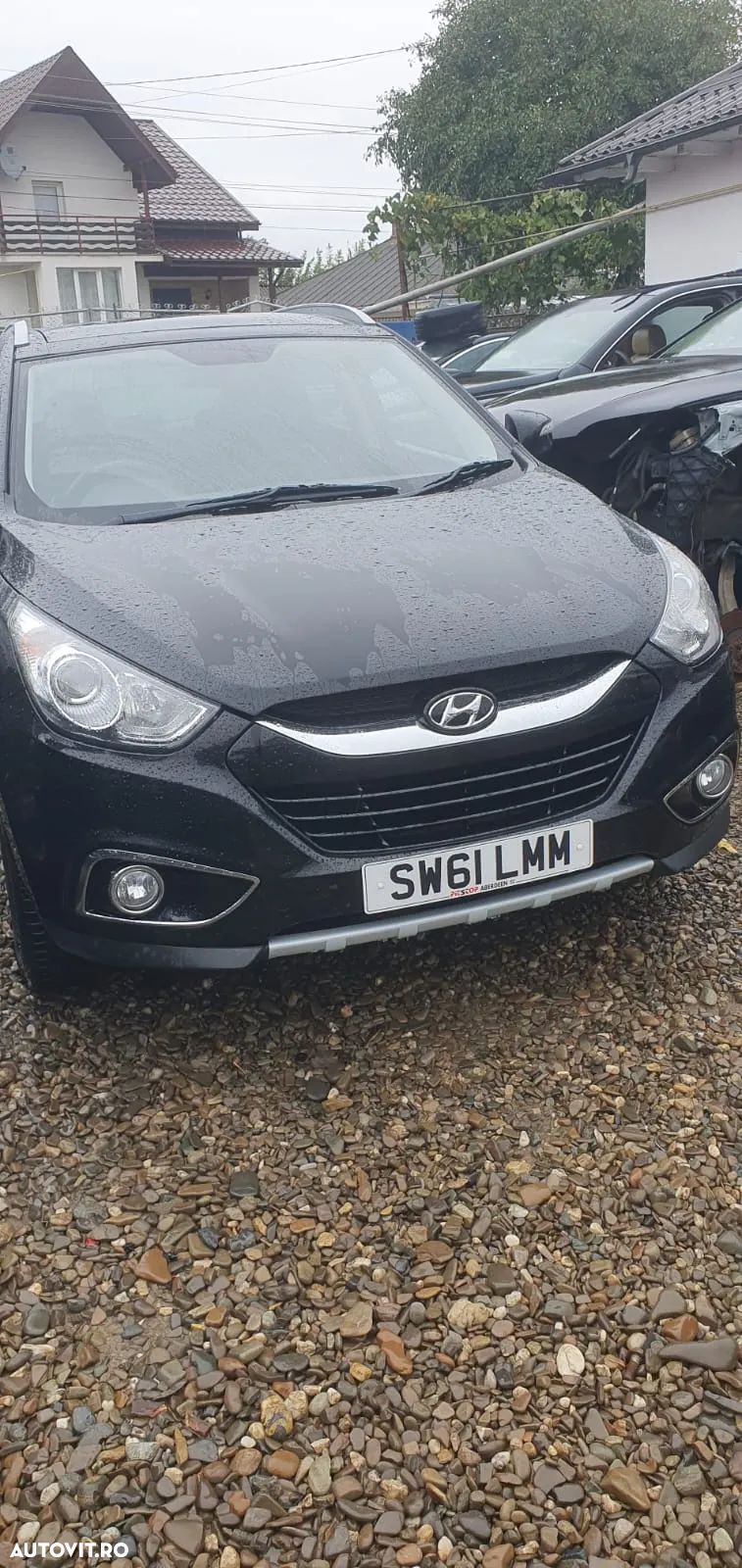 Dezmembrez Hyundai ix35 an 2012 motor 1.7 crdi D4FD 136 cp far faruri stanga dreapta caseta directie capac protectie motor clapeta acceleratie disc discuri frana fata spate stop stopuri hayon portbagaj galerie evacuare termoflot senzori parcare dezmembrari - 1