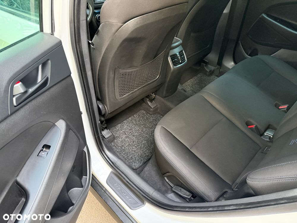 Hyundai Tucson blue 1.6 GDi 2WD Passion - 14