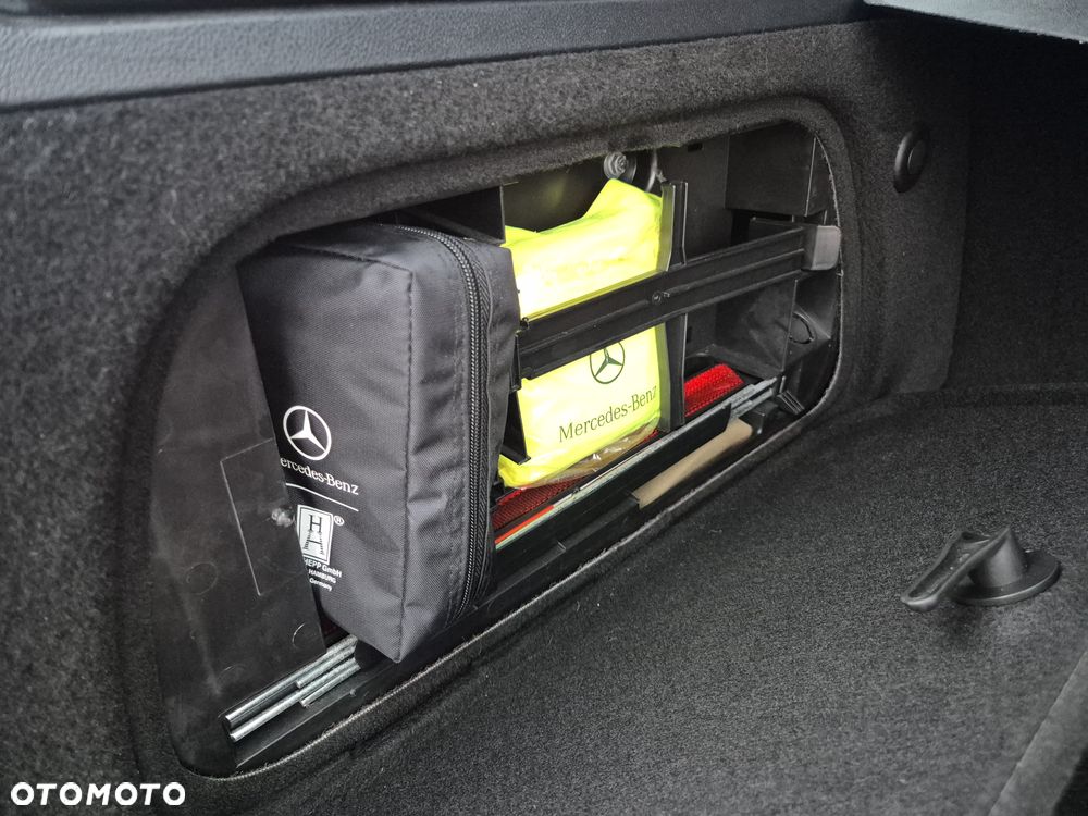 Mercedes-Benz Klasa B 180 CDI - 22