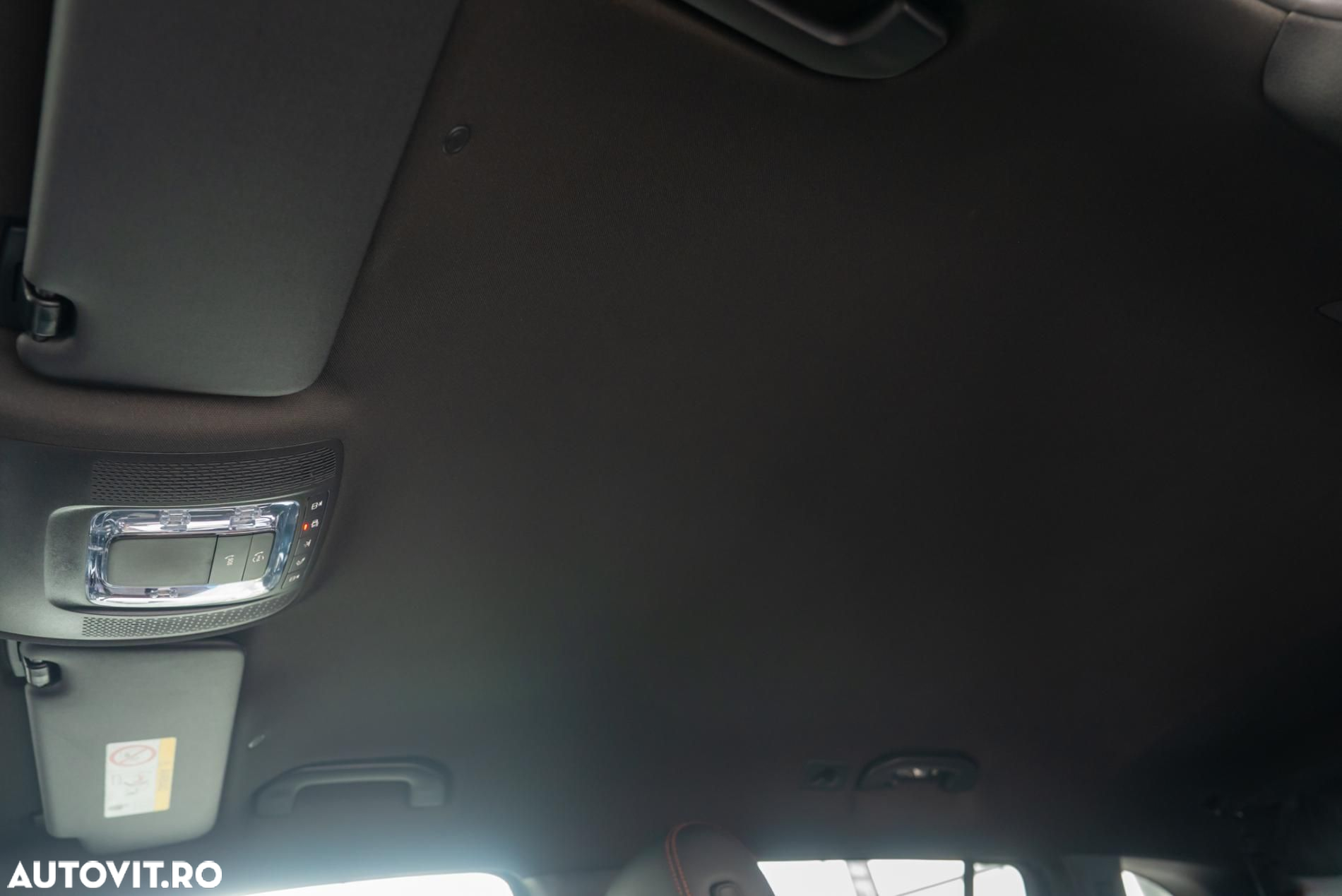 Mercedes-Benz GLB 220 d 4Matic 8G-DCT AMG Line - 18