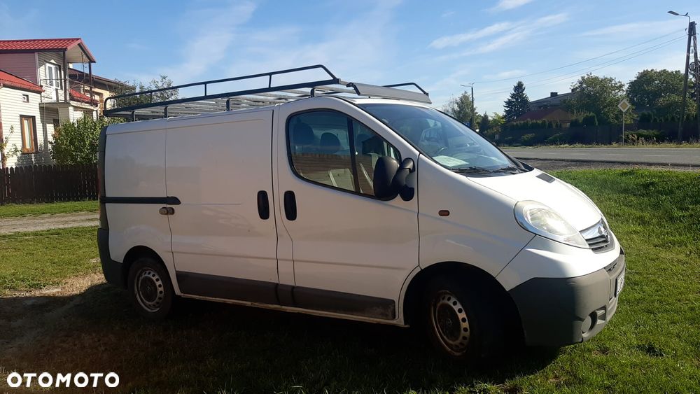 Opel Vivaro - 1