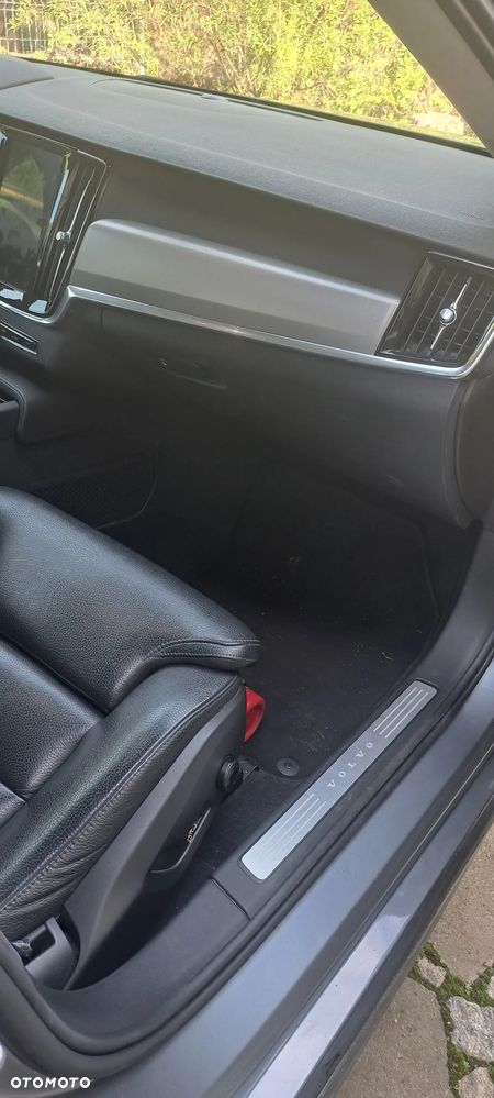 Volvo S90 D4 Geartronic Momentum Pro - 9