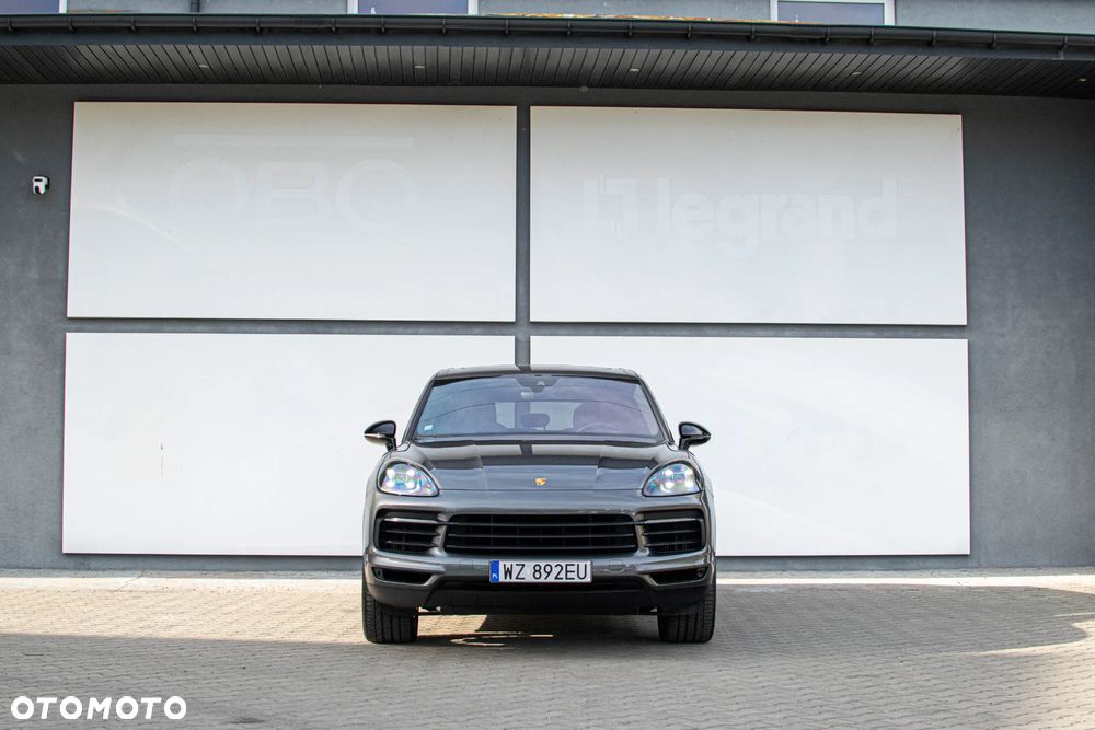 Porsche Cayenne Standard - 9