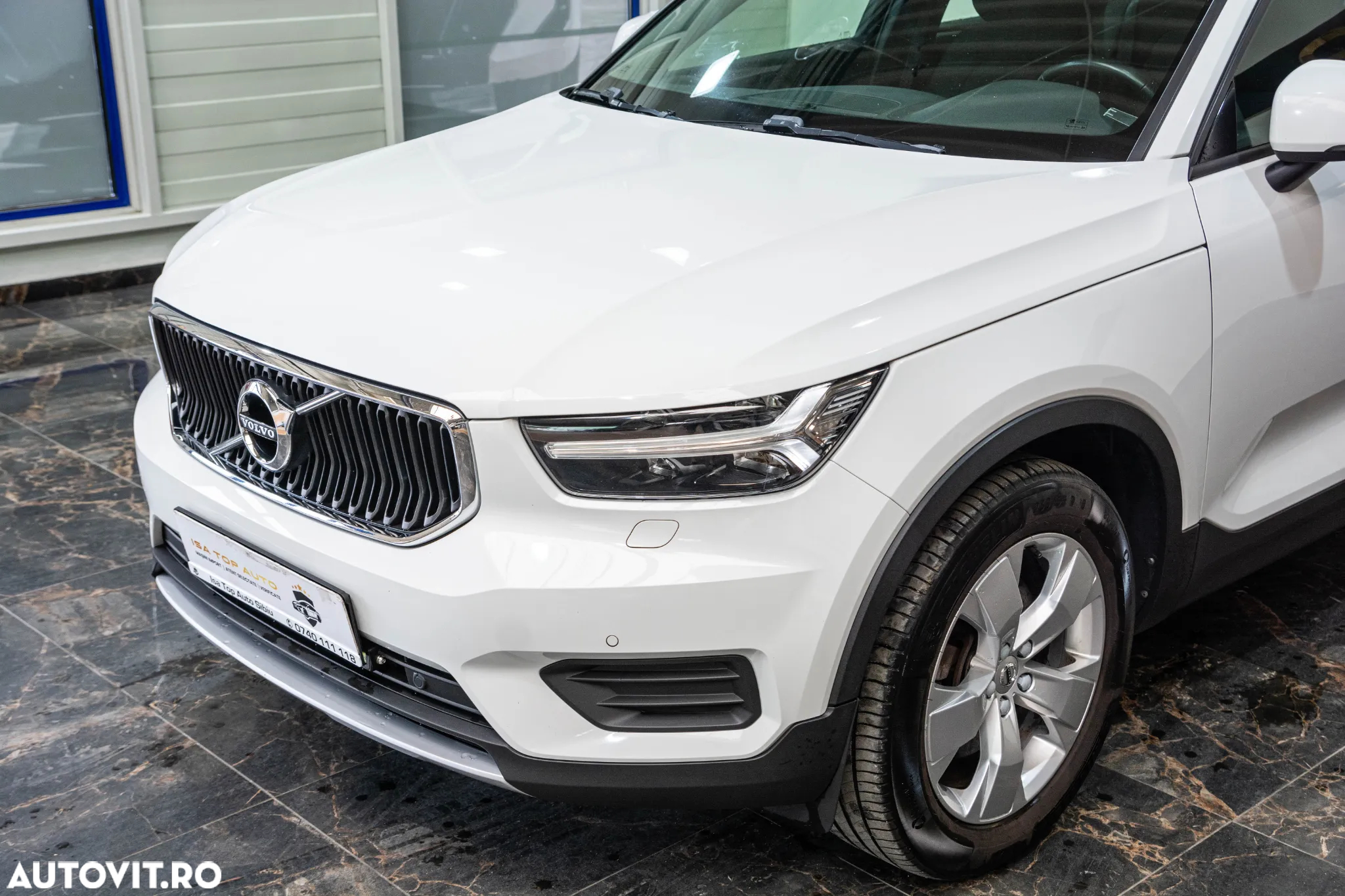Volvo XC 40 D3 AWD Momentum - 14