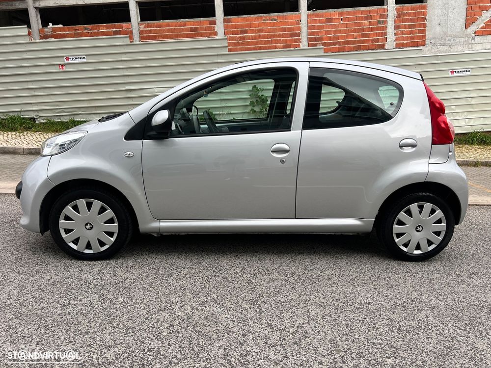 Peugeot 107 1.0 Trendy - 8