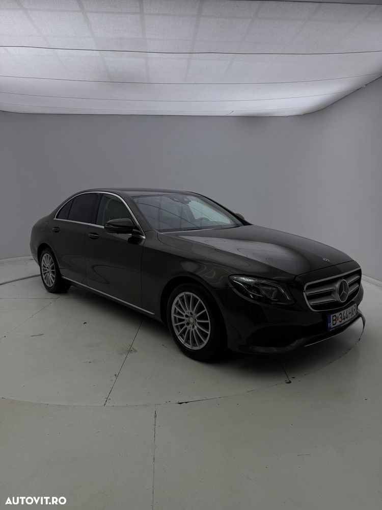 Mercedes-Benz E 220 d 4MATIC 9G-TRONIC - 3