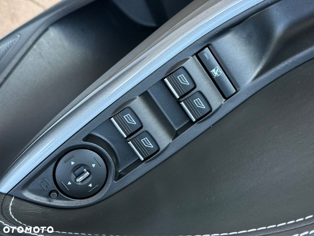 Ford Focus 1.6 EcoBoost Start-Stopp-System Titanium - 26