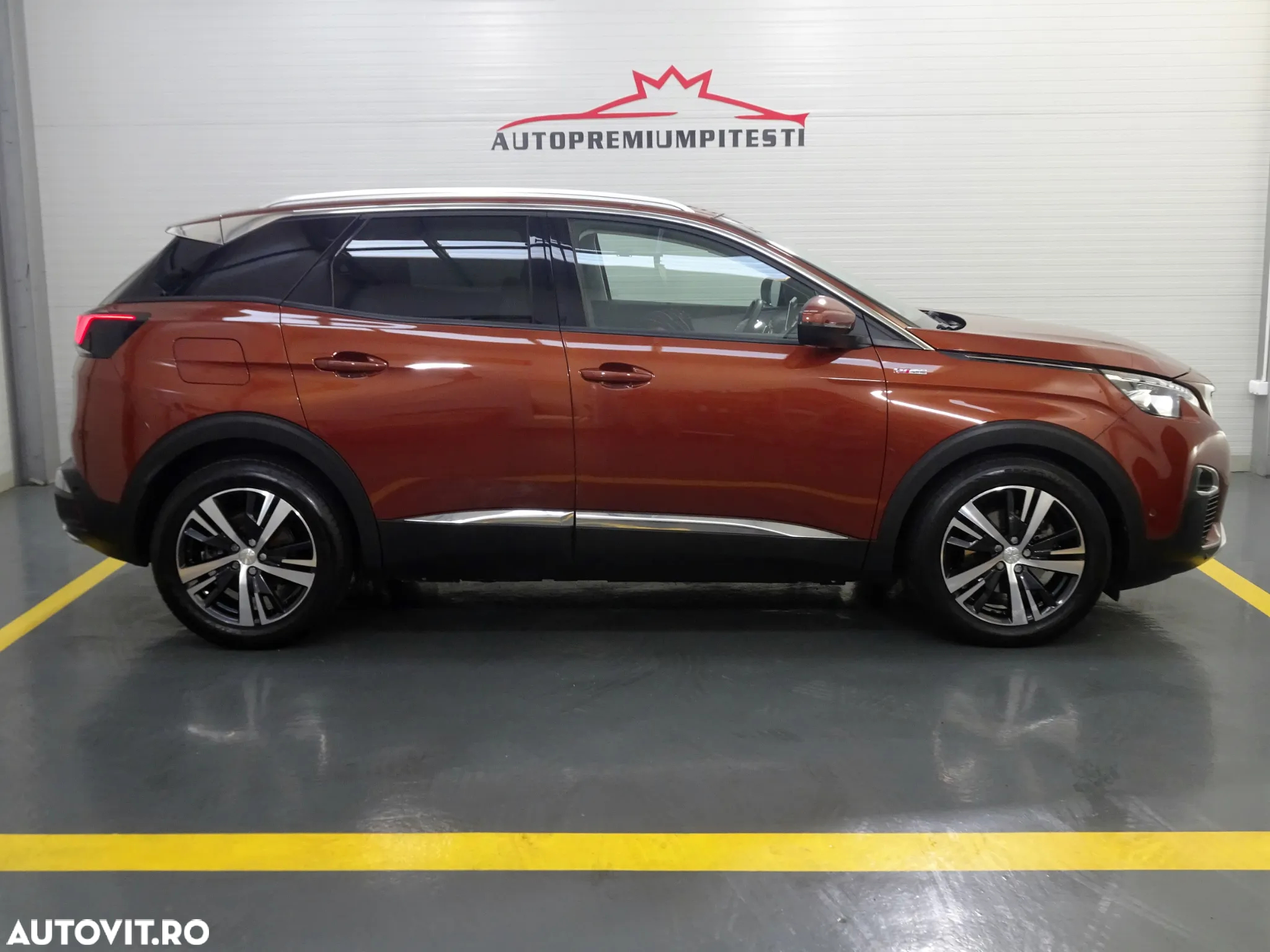 Peugeot 3008 1.2 PureTech 130 EAT8 GT - 15